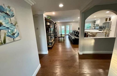 Claremont House | Charming Claremont 4BR Pool Home
