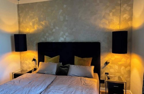 Auerbach-Erzgebirge Apartment | Timeless luxury at the moated castle