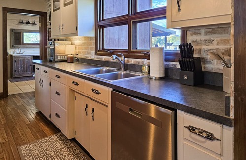 Del Norte House | Mountain View Home w/ jetted tub, fire pit, air hockey, foosball near Wolf Creek