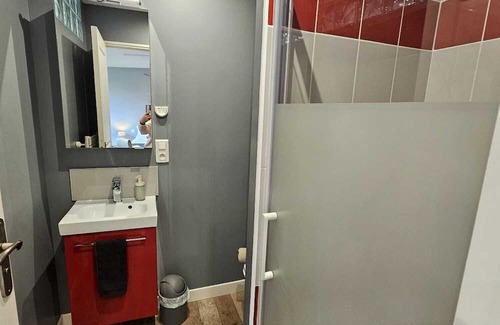 La Fayette-Eble Cottage | Charming independent studio near train station, ESA, Catho, Fresne - Angers