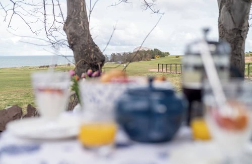 North Berwick Cottage | Coastal Cottage in North Berwick with Garden & Golf Course Views