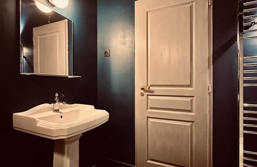 Azay-le-Rideau Hotel | Chambre Bleue - Auberge Radieuse