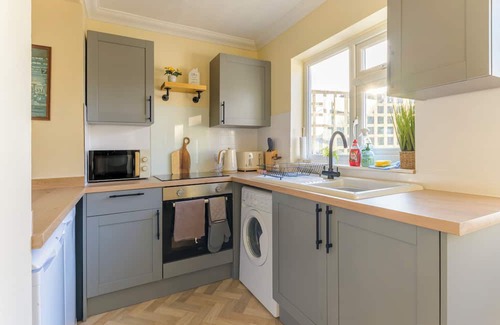 St. Dennis House | Cosy cottage, conveniently located in the heart of Cornwall, perfect family base