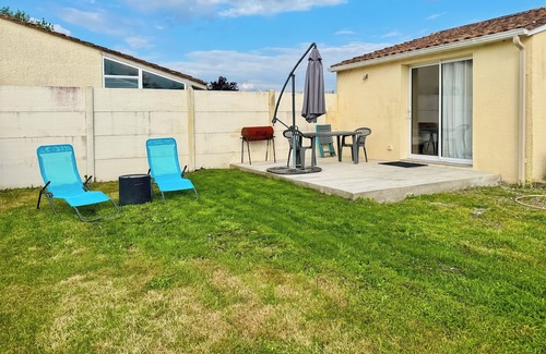 Arsac House | Fully-equipped one-bedroom house near the Medoc châteaux