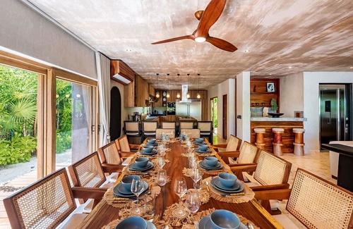 Downtown Cancun Villa | Villa Naj Kan: 9BR Beachfront Escape w/Private Pool + AC Throughout near Tulum