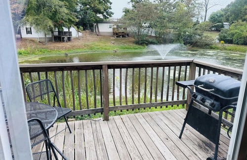 Murphysboro Cabin | Cozy 2-bedroom cabin minutes from Kincaid Lake boat ramp