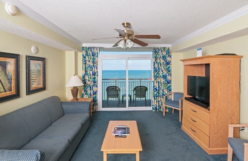 Myrtle Beach Hotel | 4 Units - Tranquil Oceanfront Getaway w/Balcony – Minutes from Top Attractions