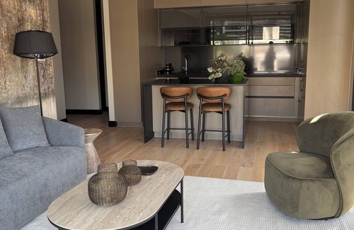 Vitacura Apartment | AT HOME Alonso