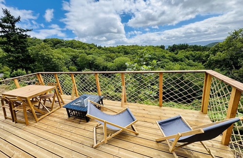 Riols Cabin | Bambou Dome - Cosy dome with panoramic mountain views, surrounded by beautiful nature