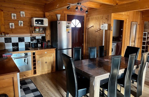 Erckartswiller Ski Chalet | Chalet 'De Lucie et Lison' with Mountain View, Private Terrace and Wi-Fi