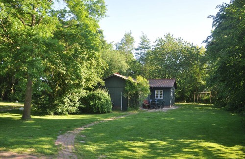 Butjadingen House | North Sea, old Frisian thatched cottage in idyllic secluded location with sauna