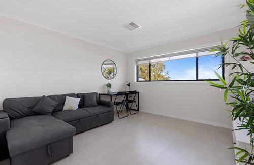 Buff Point House | Lakeside Luxury Buff Point