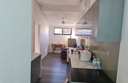 Fishing Point House | Fishing Point Guest House Retreat - fully self contained unit for two guests