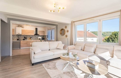 Joeuf Apartment | Marie - Comfort & Brightness - 115m² - 2sdb - Wifi