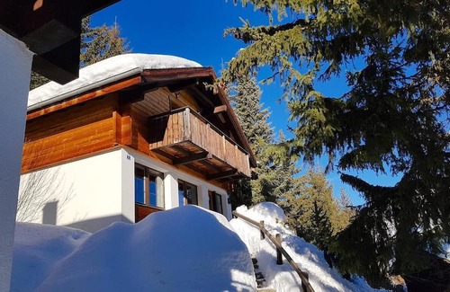 Blatten bei Naters Ski Chalet | Cozy chalet at 1700m with a fantastic view