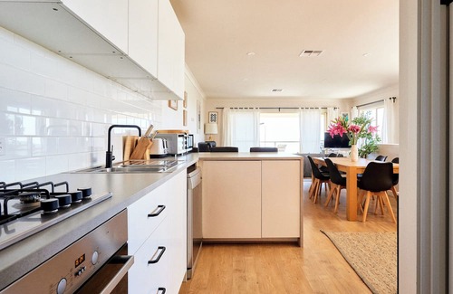 Aldinga Beach House | North Beach - Stunning Beach Views on Aldinga Beach Esplanade