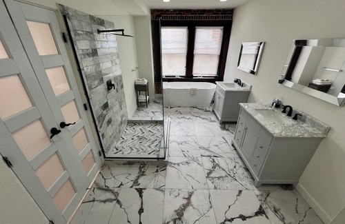DeLand Hotel | Royal Suite