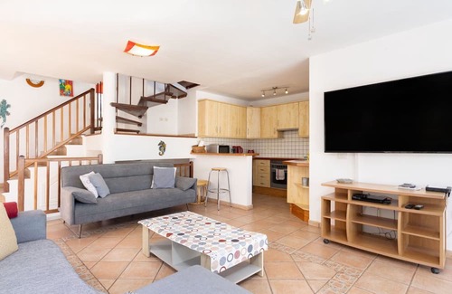 Palm-Mar House | Beautiful villa for 8 people with WIFI, A/C, private pool, TV, terrace and parking