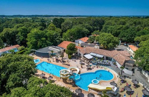 Saint-Hilaire-de-Riez House | Camping 4 étoiles - Piscine - efbdef