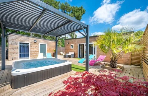 Saint-Hilaire-de-Riez House | Camping 4 étoiles - Piscine - efbdef