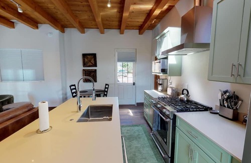 Historic Eastside House | Delgado B-3: Just one block from Canyon Road!