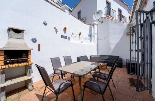 Mijas House | This townhouse is a 2 bedroom(s), 2 bathrooms, located in Mijas, Andalusia.