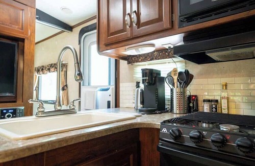 Miller Lake House | Laredo RV near Tobermory