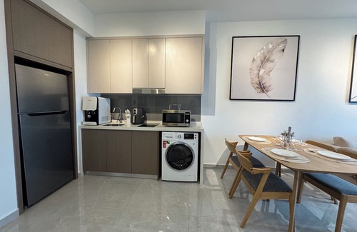Imbi Apartment | [NEW] Agile Bukit Bintang, 1 Min to TRX/Pavilion + TRX City View, 4-6 Pax