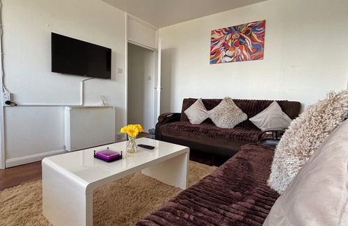 Finsbury Park Apartment | 2bed Gem steps from Arsenal Stadium
