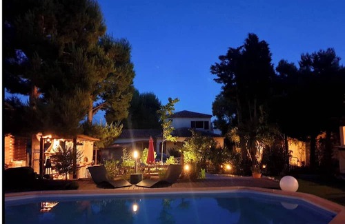 La Fare-les-Oliviers House | Villa provençale 10 people - Swimming pool 15mn from Aix