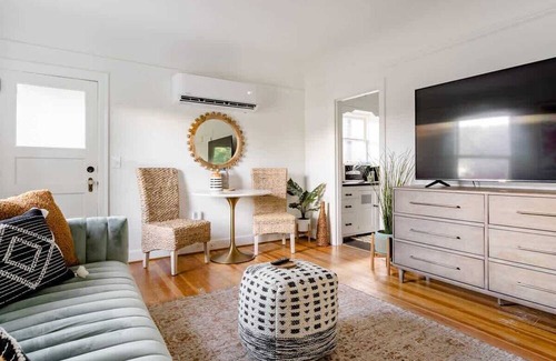 Hosford-Abernethy Apartment | BoHo Oasis in Ladd's Addition with 2 Beds