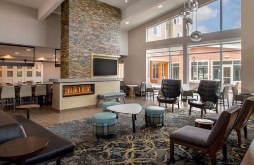 Vancouver House | Discover your second home at our all-new Vancouver hotel