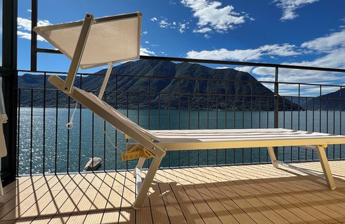 Colonno Apartment | Lake Loft Colonno, Colonno, Italy