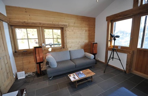 Gryon Ski Chalet | Bright and spacious Chalet Taveyanne, up to 8 people, a few meters from the Villars - Gryon - Diable