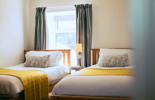 St Ives Apartment | Peace and tranquility just 5 mins from stunning St. Ives