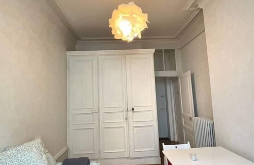 Sablon - Trudaine Apartment | Studio cocoon near the station