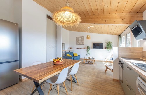 Salazac House | Comfortable nature gîte with swimming pool, ideal for 2 people, pet-friendly