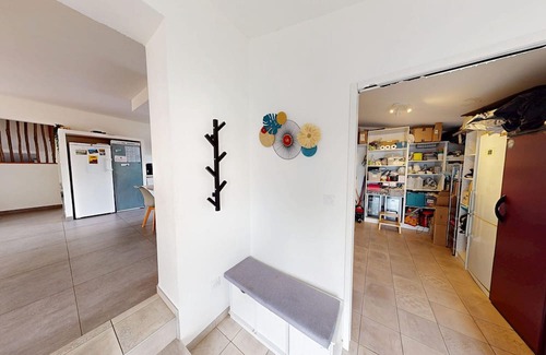 Vic-la-Gardiole Villa | Spacious 5-bedroom villa with garden in Vic-la-Gardiole