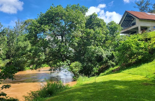 Sagana Cottage | Rustic charm nestled along the peaceful banks of River Sagana & River Mathioya.