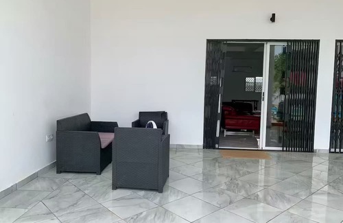 Assinie Bed & Breakfast | Chambre Anodi: idyllic setting with breakfast
