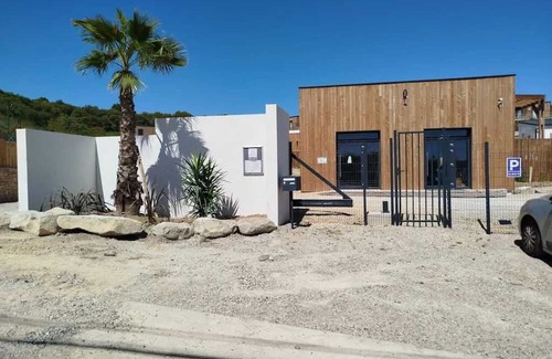 Aigues-Vives House | Camping 3 étoiles - Parc aquatique - ccb0a0b