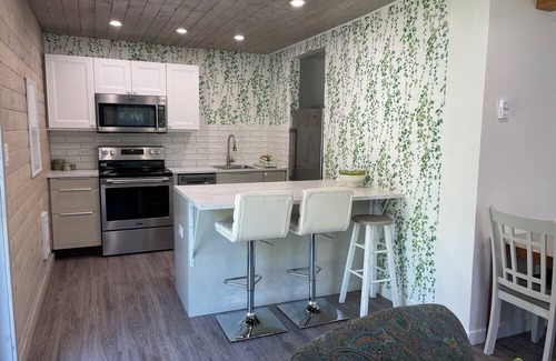 Sooke Cottage | 1-4 Cottage Units with Waterfront and Beach Access - Sleeps up to 14 Guests