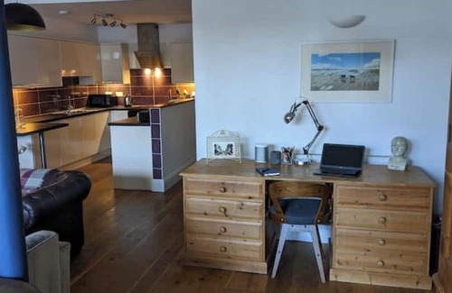 Cranbrook Apartment | Loft apartment in the heart of Cranbrook