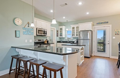 Port Bolivar House | Pelican Post - Beachside home with easy beach access