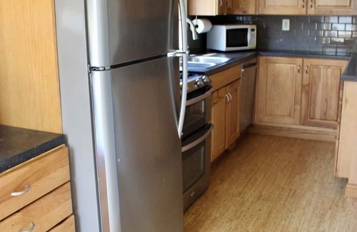 Tangletown House | 3-bedroom house in desirable Tangletown of MacGroveland St. Paul