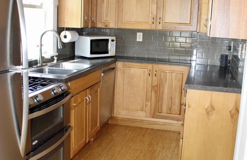 Tangletown House | 3-bedroom house in desirable Tangletown of MacGroveland St. Paul