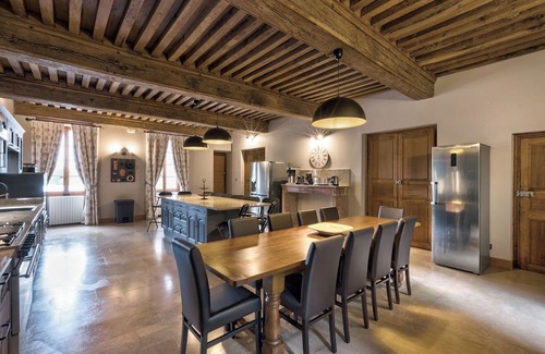 Cuisery House | Chateau rental in Burgundy with 10 bedrooms in France