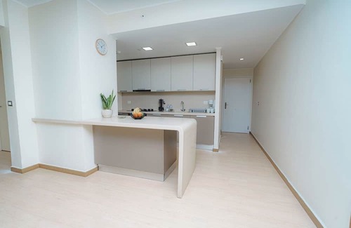 Tumba Vieja Apartment | Luxury 2BR Cityview apt, parking and balcony