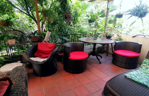 San Salvador Villa | Garden-View Double Room A/C, Private Bath & Terrace Access