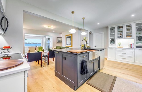 Sombra House | Ivy Cottage River Retreat Relax on the dock and watch the ships go by!